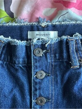 MOUSSY Women's Blue Denim Shorts - Frayed Waist Button-Fly